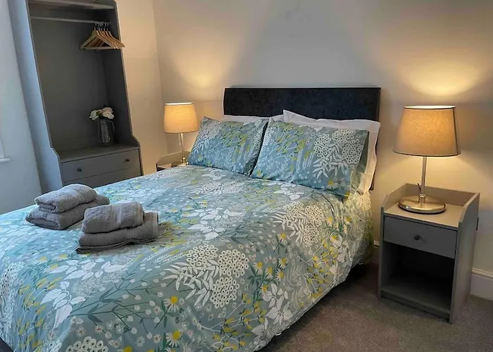 May Cottage In Stratford Upon Avon